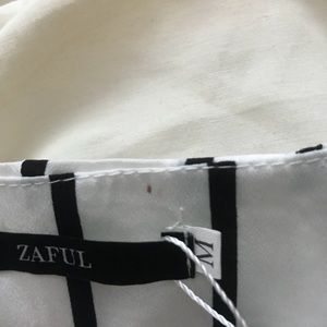 Zaful Dresses - Zaful two piece striped set Zaful Dresses - Zaful two piece striped set